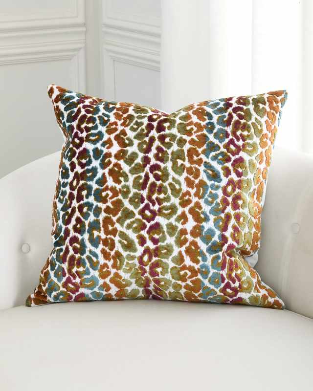 Zelda Decorative Pillow, 24" Square